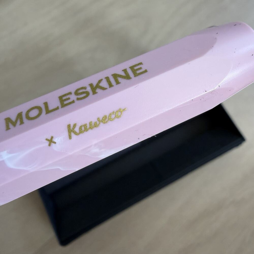 Moleskine x Kaweco Pink Rollerball Pen w/ Original Gift Box Rare Color - Picture 4 of 4